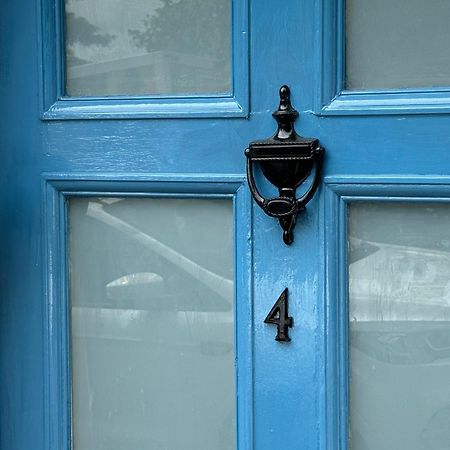 Beautiful Townhouse Next To Royal Victoria Park And Botanical Gardens Within Easy Walking Distance To Bath City Centre Bagian luar foto