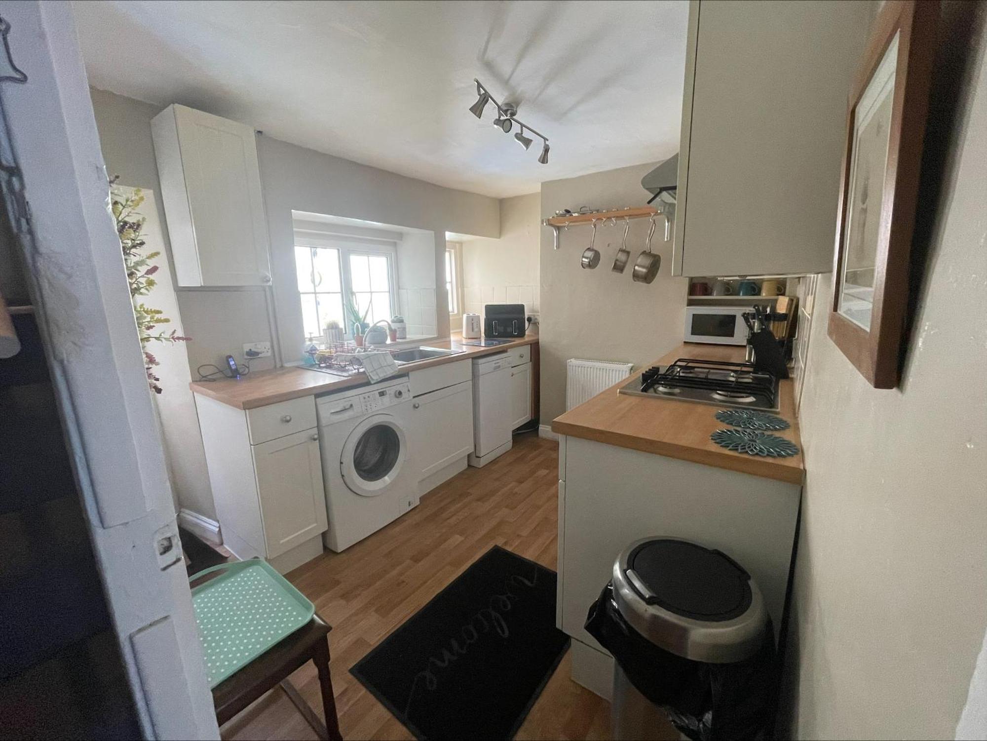 Beautiful Townhouse Next To Royal Victoria Park And Botanical Gardens Within Easy Walking Distance To Bath City Centre Bagian luar foto