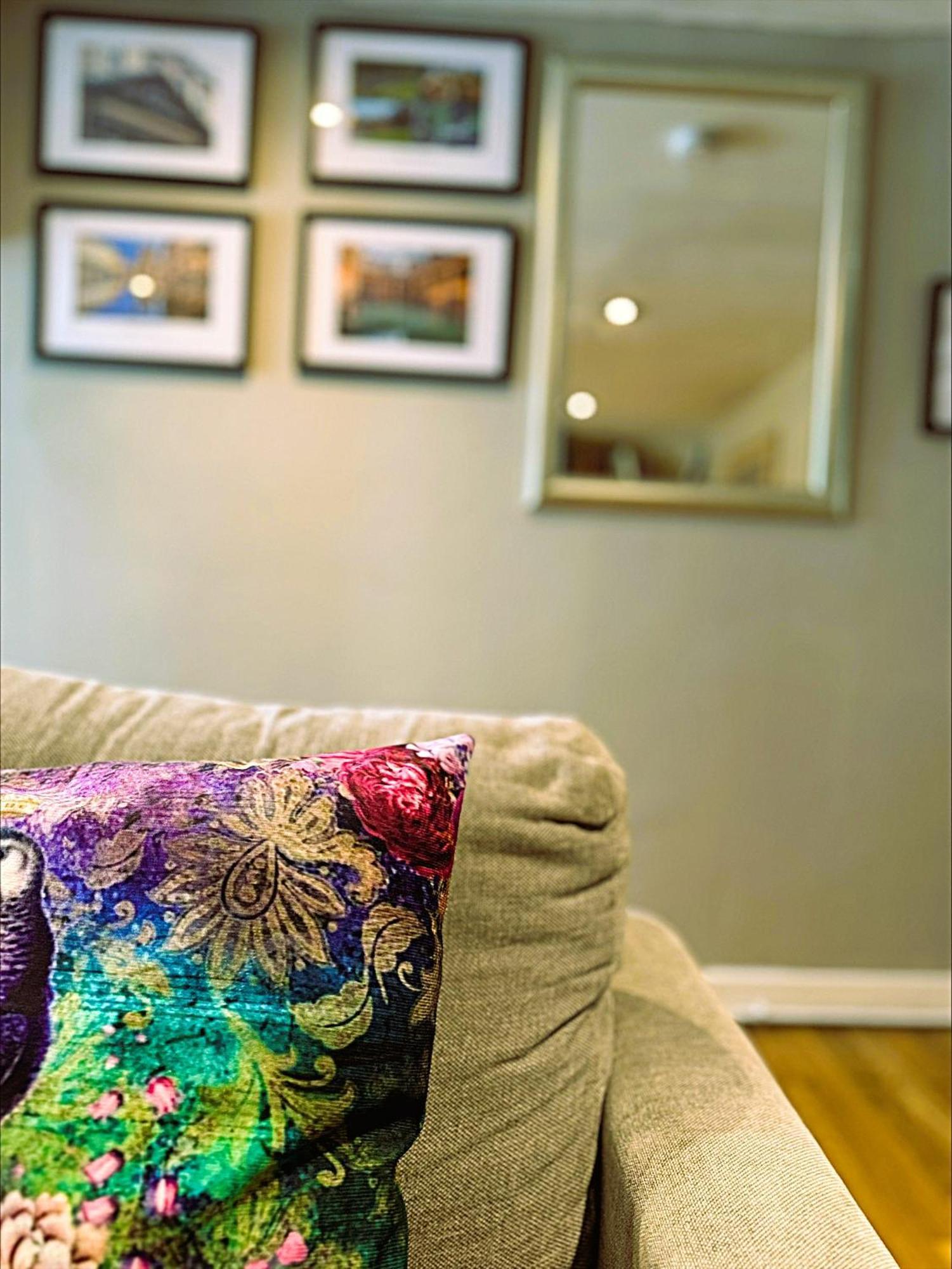 Beautiful Townhouse Next To Royal Victoria Park And Botanical Gardens Within Easy Walking Distance To Bath City Centre Bagian luar foto